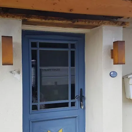 Katis Nest Comfortable Holiday home Wieck